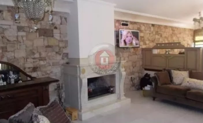 Ευρύχωρη μεζονέτα με κήπο και γκαράζ στο Πανόραμα – Βέροια
